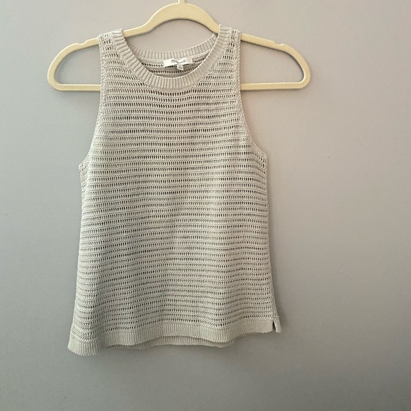 Madewell Tops - Madewell lose knit tank sweater xs